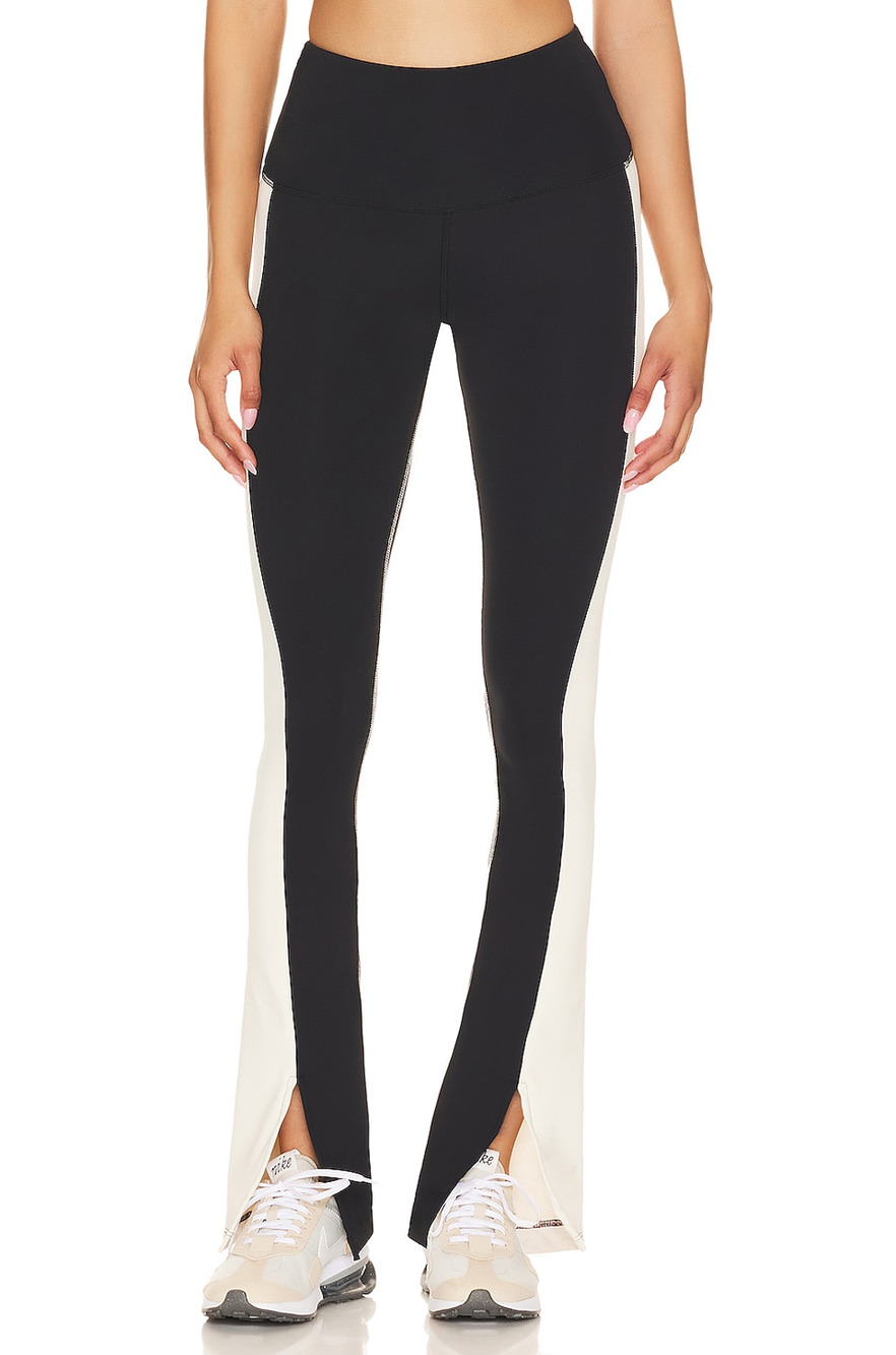 Strut This Colorblock Black And Off White Poptart Pants Size M